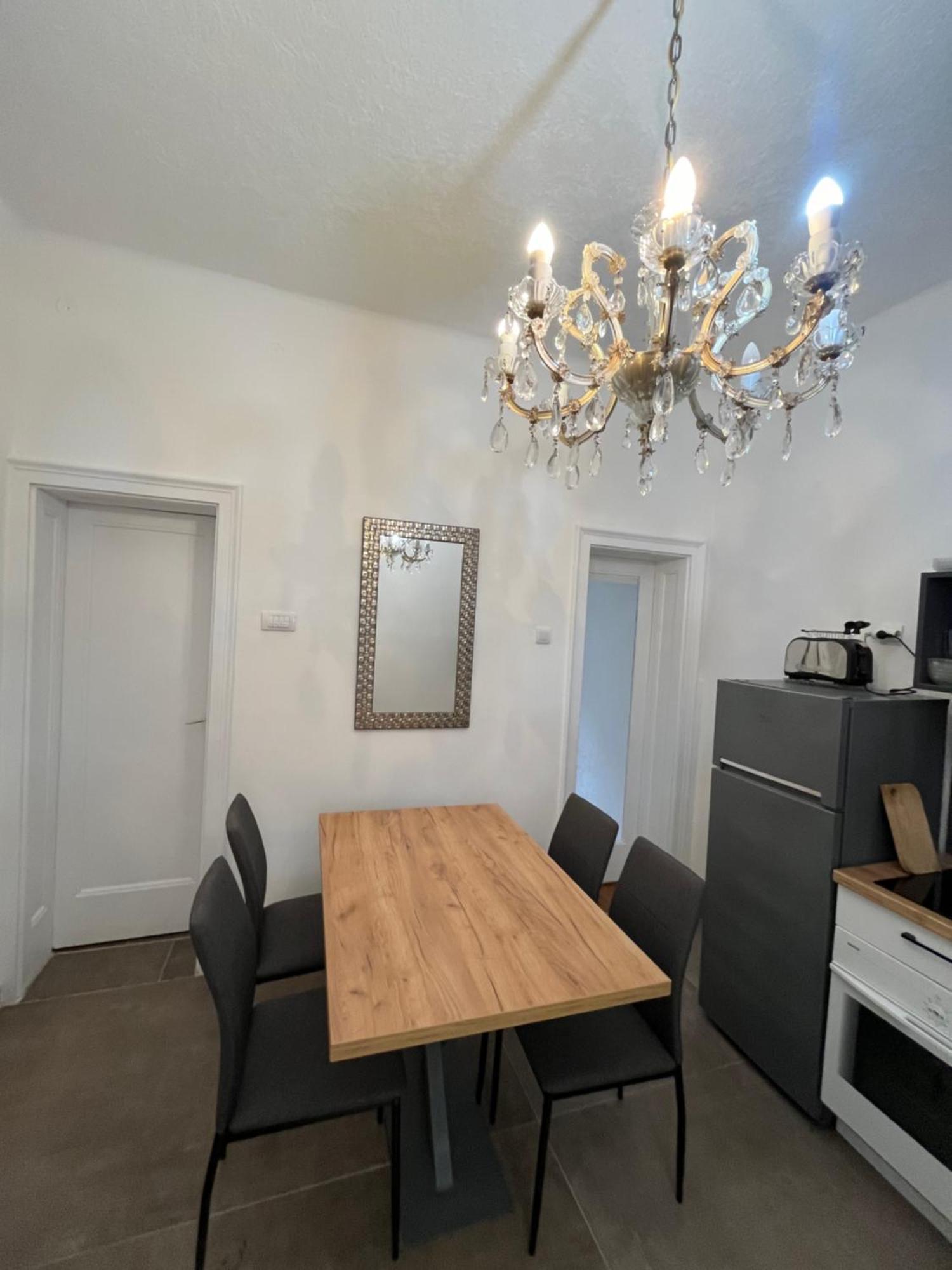 Two Bedroom Apartment Near Slavija Square Beograd Eksteriør bilde